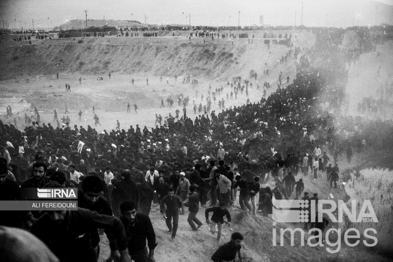 روزی که بالگردها مامور حمل پیکر امام(ره) شدند/ مستندی که هر سال مخاطب دارد