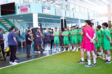 تمرین ریکاوری ملی‌پوشان فوتبال در روز نخست اردو