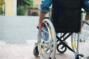 ضرورت پوشش بیمه‌ای خدمات و محصولات دانش بنیان برای معلولان