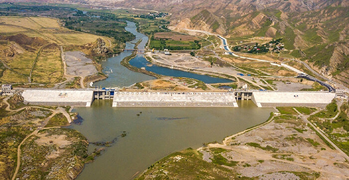 ۳۰۰ هکتار گلخانه در آذربایجان شرقی در حال احداث است