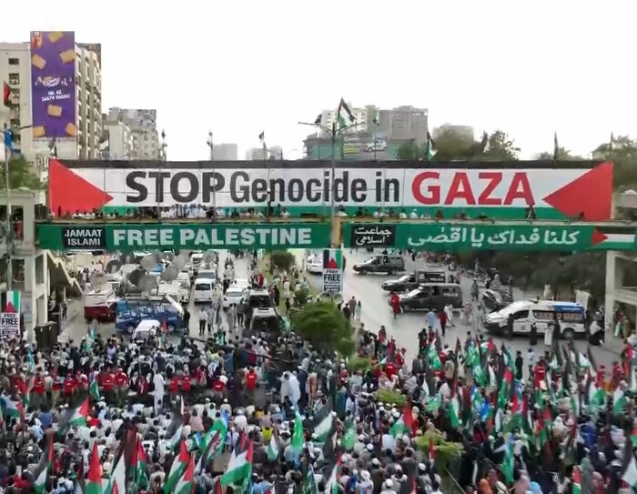 تظاهرات بزرگ مردم کراچی در حمایت از غزه و رزمندگان فلسطین + فیلم