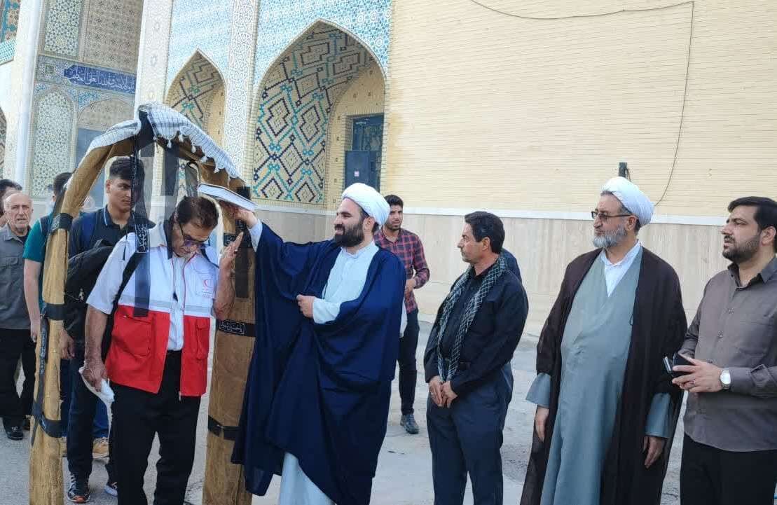 ۵۰۰ زایر دزفولی به مرقد مطهر امام (ره) اعزام شدند ۵۰۰ زایر دزفولی به مرقد مطهر امام (ره) اعزام شدند