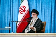 رہبر انقلاب اسلامی: صدر  اور ان کے ساتھیوں کی شہادت تاریخ انقلاب کے اہم مسائل میں سے ہے