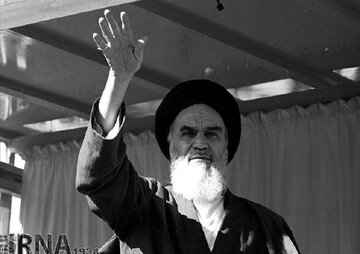 امام خمینی (ره) ایران را از یوغ استکبار و استبداد نجات داد