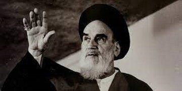 اندیشه امام راحل چراغ راه امت است ؛ ایام ۱۵ خرداد نقطه عطف آغاز انقلاب اسلامی