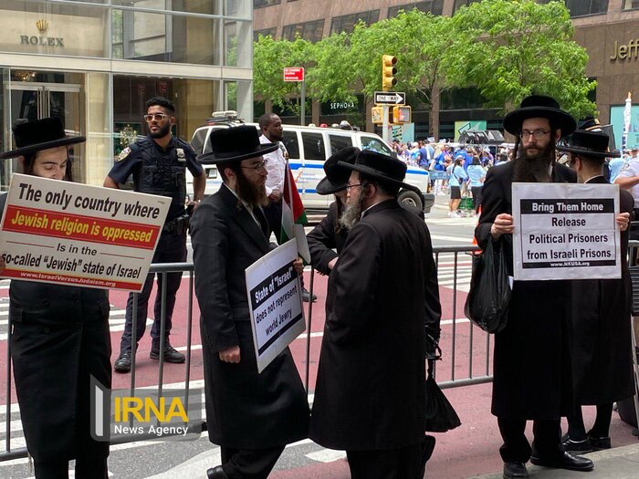 تجمع یهودیان موافق فلسطین و اسرائیل در خیابان‌های منهتن نیویورک + فیلم