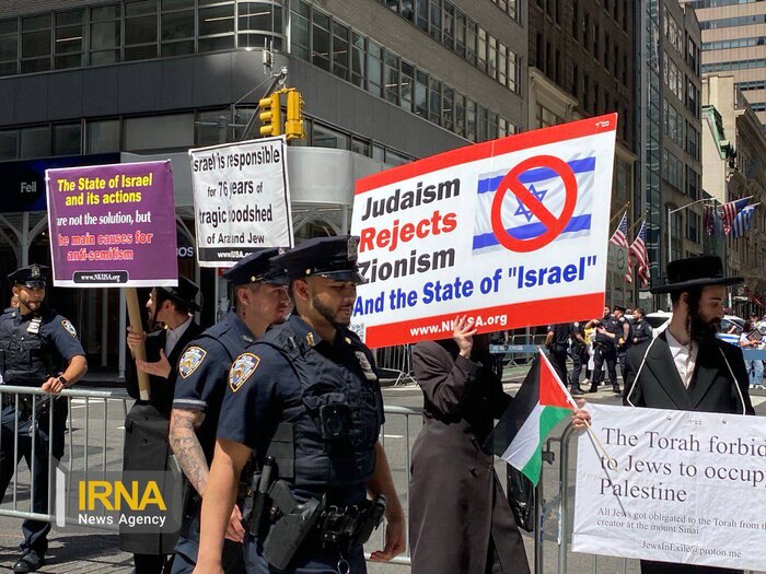 تجمع یهودیان موافق فلسطین و اسرائیل در خیابان‌های منهتن نیویورک + فیلم