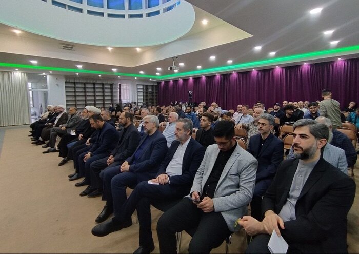 صاحبنظران شیعه و سنی در مسکو: تحولات معاصر، تأییدی بر اندیشه امام است