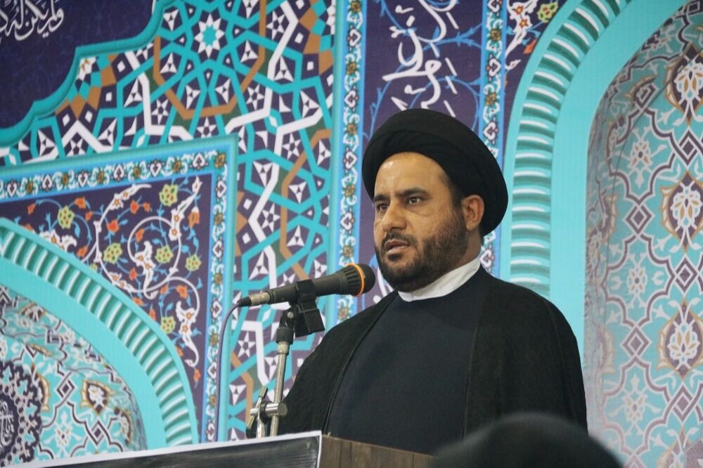 امام خمینی(ره) با مقاومت در برابر زورگویان مسیر تاریخ بشریت را تغییر داد امام خمینی(ره) با مقاومت در برابر زورگویان مسیر تاریخ بشریت را تغییر داد