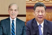 پاکستان کے وزیر اعظم سرکاری دورے پر چین روانہ