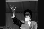 تولیت آستان حضرت عبدالعظیم(ع) : مواضع امام راحل در برابر آمریکا قاطع و شجاعانه بود
