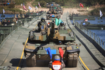 کره‌جنوبی و آمریکا در حال برگزاری رزمایش مشترک نظامی هستند