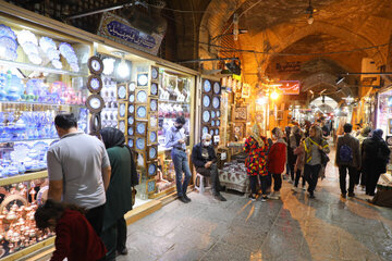هیات امناء بازار تاریخی اصفهان، همکار میراث فرهنگی در حراست از این بناست