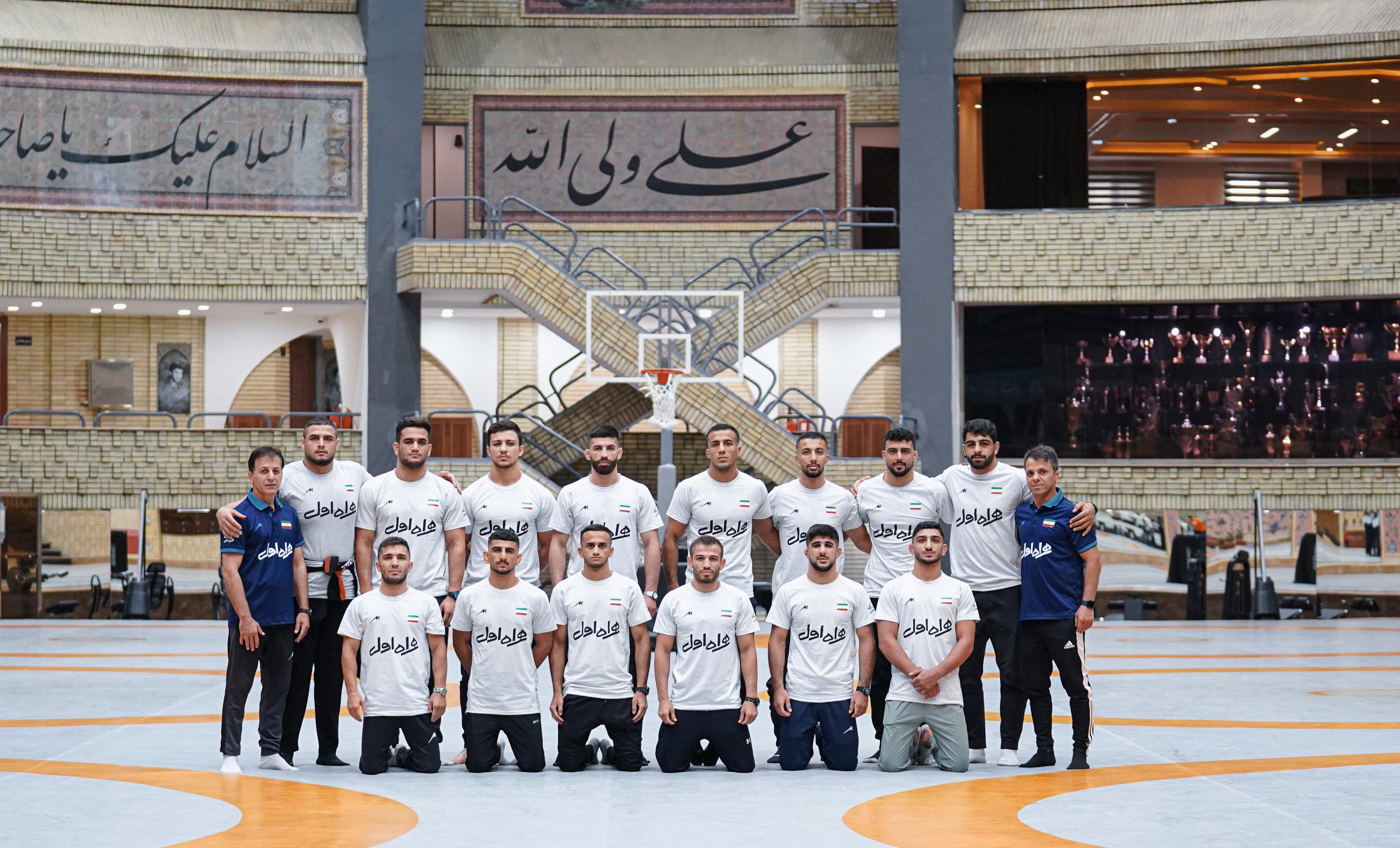 تیم منتخب کشتی فرنگی راهی مجارستان شد