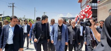 کارخانه "اطلس زاگرس" بروجرد با حضور وزیر صمت افتتاح شد