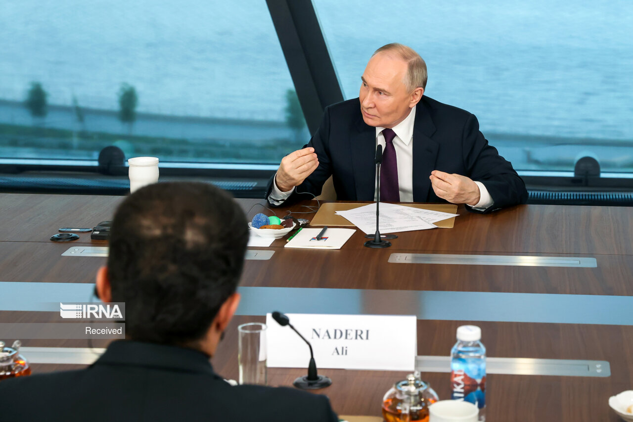 نشست رئیس‌جمهور روسیه با رؤسای برخی خبرگزاری‌های جهان از جمله مدیرعامل ایرنا