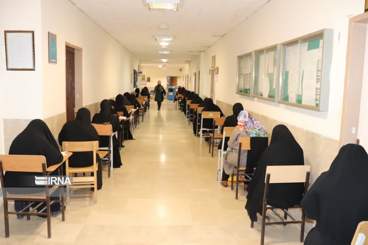 معاون استاندار بوشهر: آزمون استخدامی برای جذب ۶۷ نفر برگزار شد