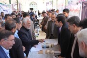 برپایی میز خدمت با حضور استاندار و مدیران اجرایی در نماز جمعه خرم آباد