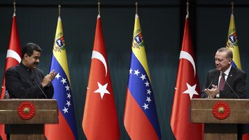 ونزوئلا و ترکیه ۳ قرارداد در زمینه پتروشیمی، گاز و طلا امضا کردند