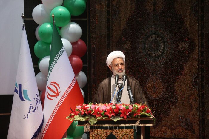برادران: طرح بازاریابی الکترونیکی فرش دستباف کشور اجرا شد