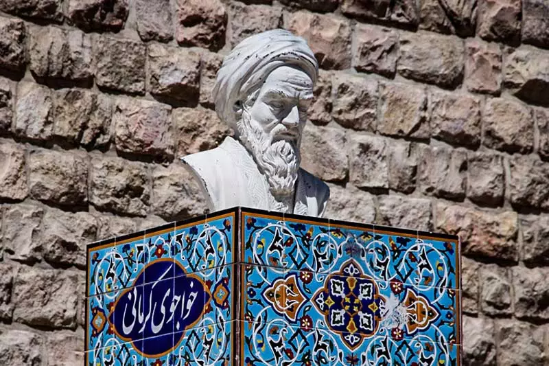 آرامگاه خواجوی کرمانی؛ شاعر میهمان شیراز