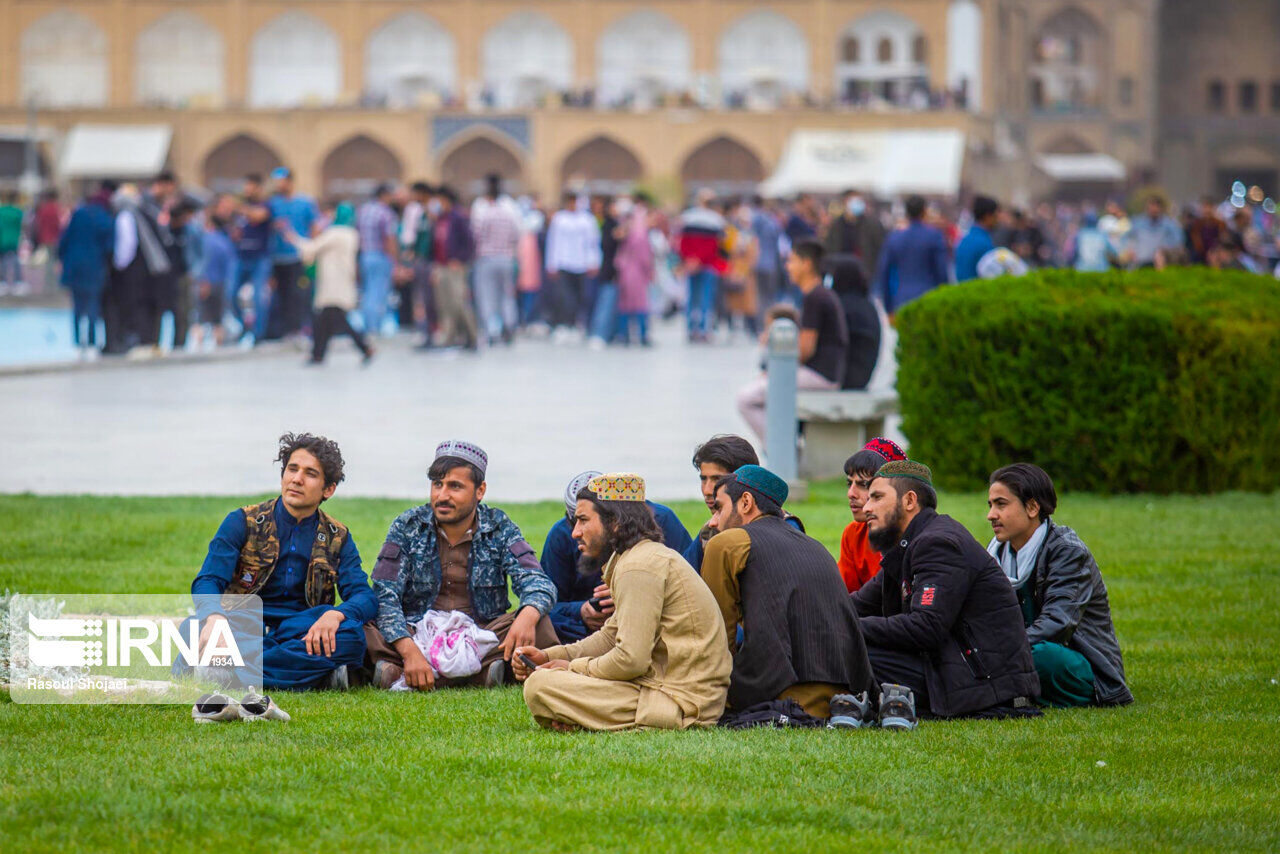 شانه خالی کردن نهادهای غربی از بار سنگین مهاجران افغانستانی در ایران