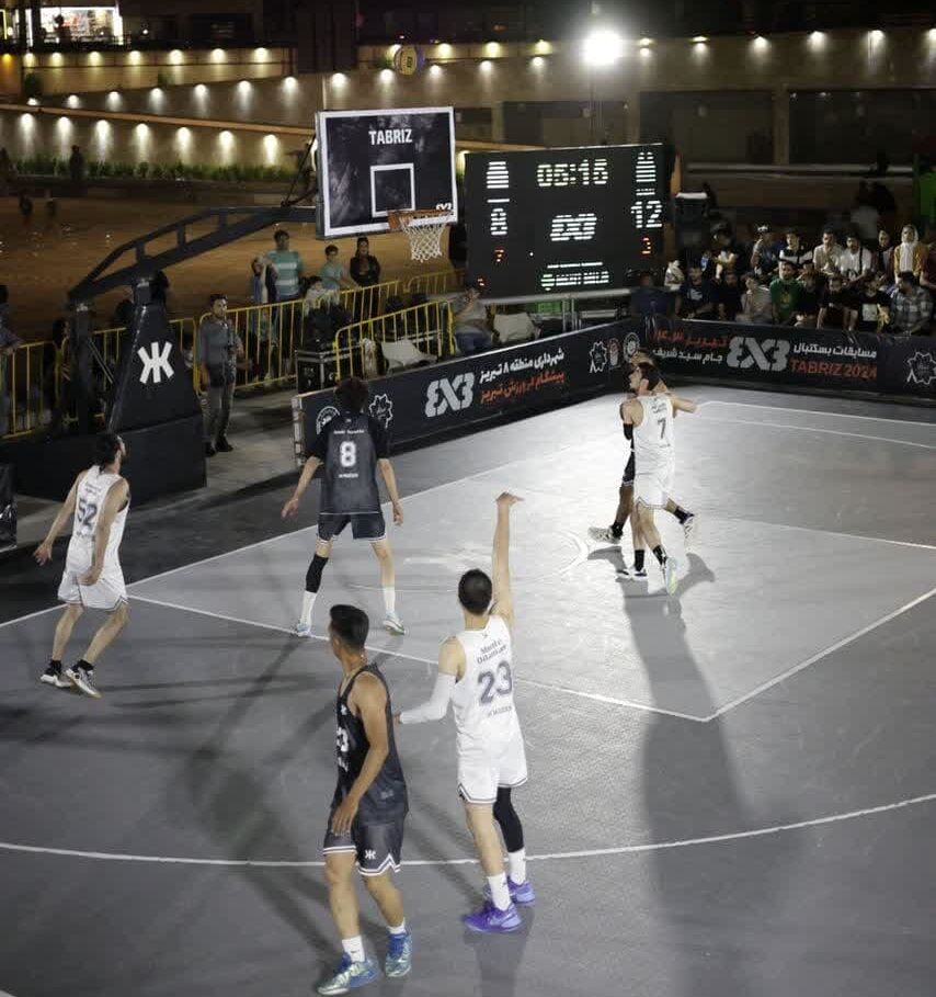 رادین خراسان قهرمان مسابقات بسکتبال سه نفره سیدشریف تبریز شد رادین خراسان قهرمان مسابقات بسکتبال سه نفره سیدشریف تبریز شد