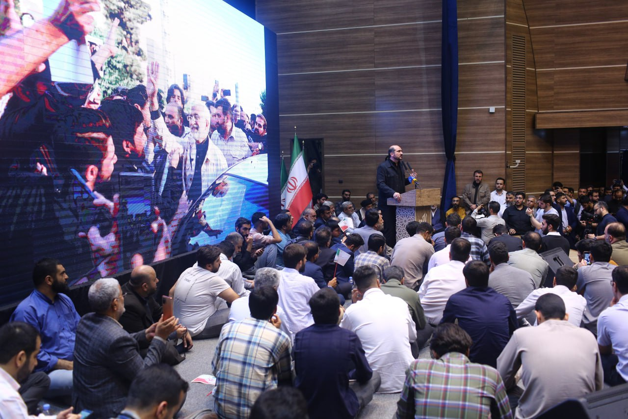 جلیلی: گفتمانی که شهید رئیسی آغاز کرد با قدرت ادامه میدهیم
