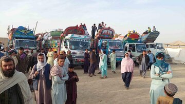 ۶۰۰ هزار افغان طی یک سال از پاکستان اخراج شدند