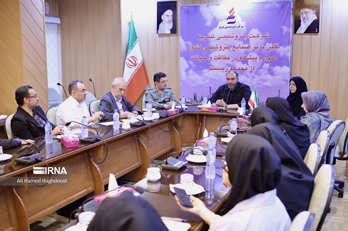 ساخت یادمان شهدای جمهور در محل سقوط بالگرد