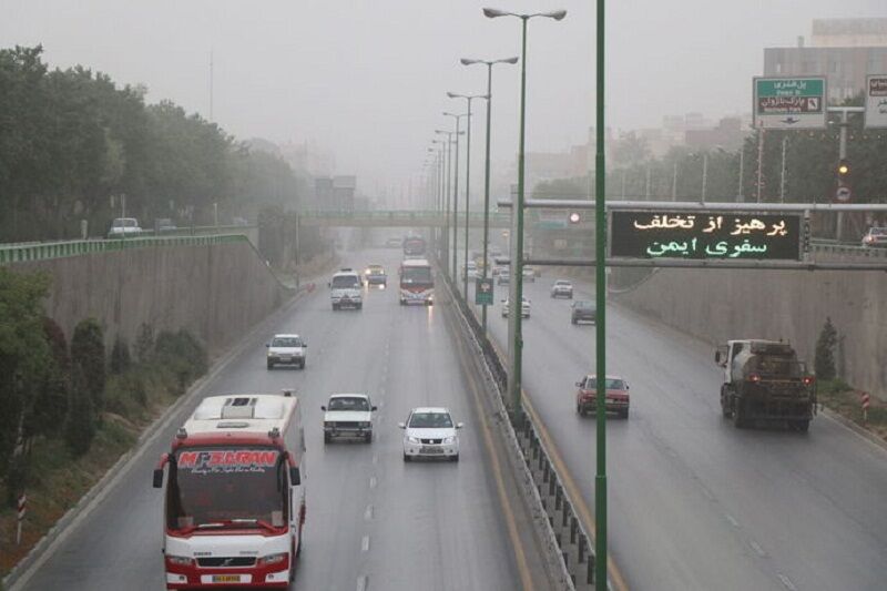 شرایط ناسالم هوای اصفهان/ چهار منطقه در وضعیت قرمز است