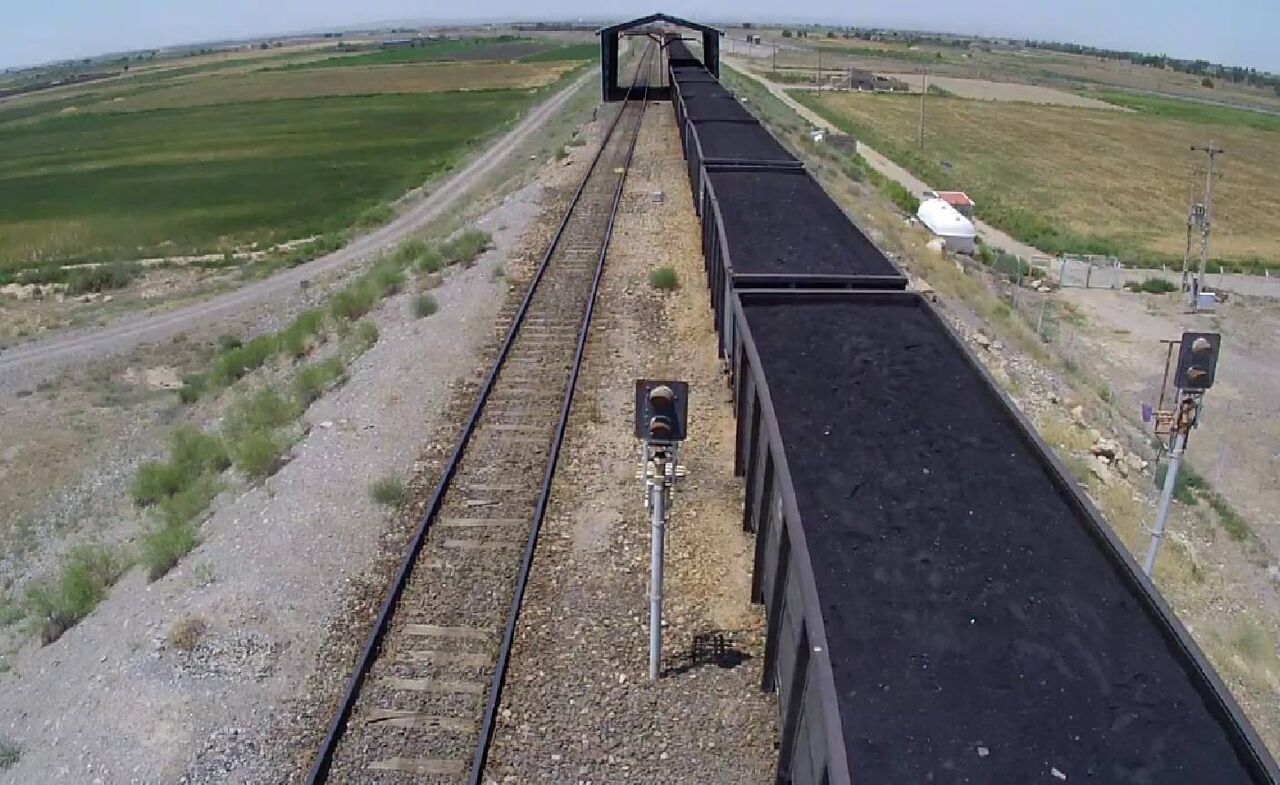 ترانزیت ریلی زغال سنگ از روسیه به هندوستان از مسیر ایران برای نخستین بار