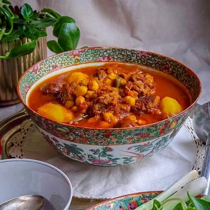 آبگوشت ظهر جمعه