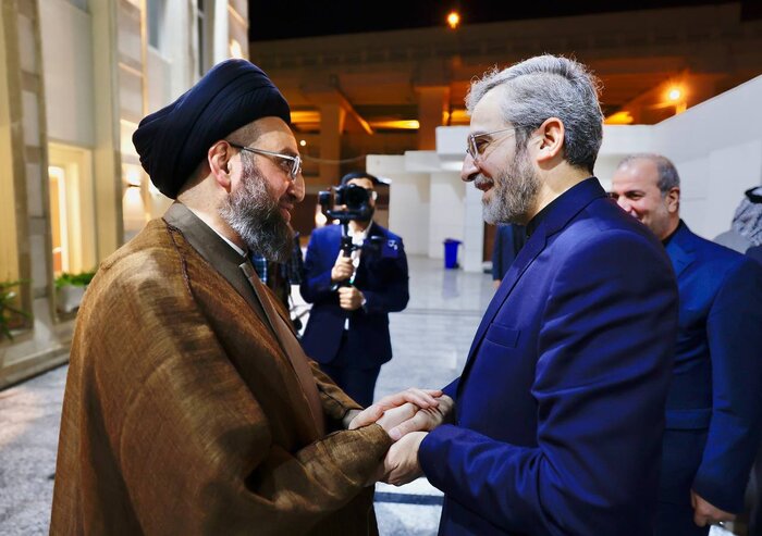 حکیم در دیدار با باقری: هم‌افزایی میان ایران و عراق به نفع جهان اسلام و کشورهای منطقه است