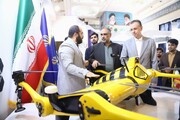 Ministro de Agricultura de Irán presenta dron pulverizador de fabricación local