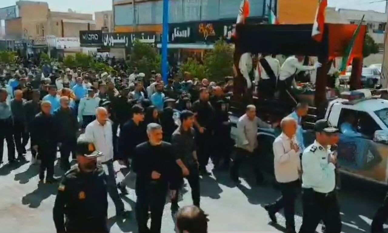 آیین تشییع پیکر مطهر شهید امنیت در ایذه برگزار شد آیین تشییع پیکر مطهر شهید امنیت در ایذه برگزار شد