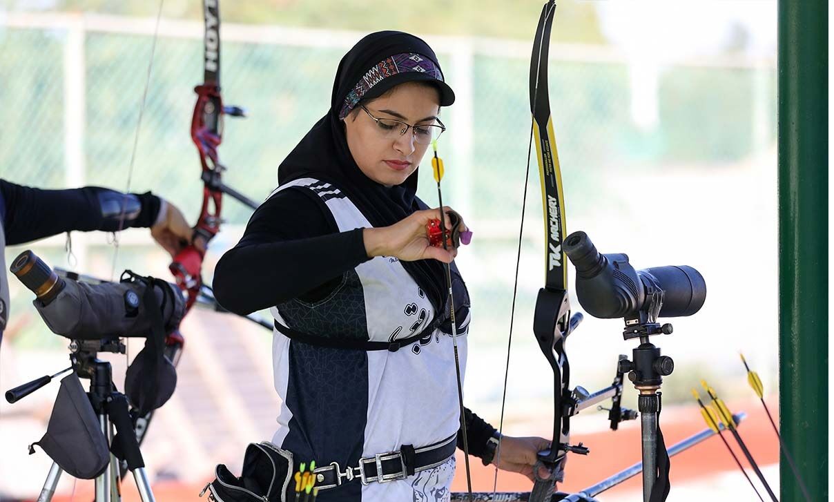 الرماية بالقوس والسهم في تركيا.. رامية ايرانية تتاهل الى العاب باريس الاولمبية 2024م الرماية بالقوس والسهم في تركيا.. رامية ايرانية تتاهل الى العاب باريس الاولمبية 2024م
