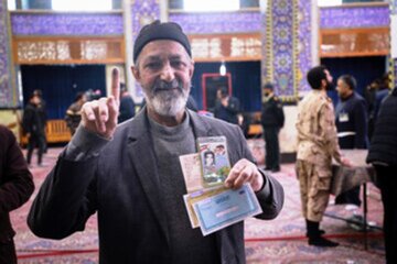 معاون استاندار یزد: جلب مشارکت مردم در انتخابات در اولویت است