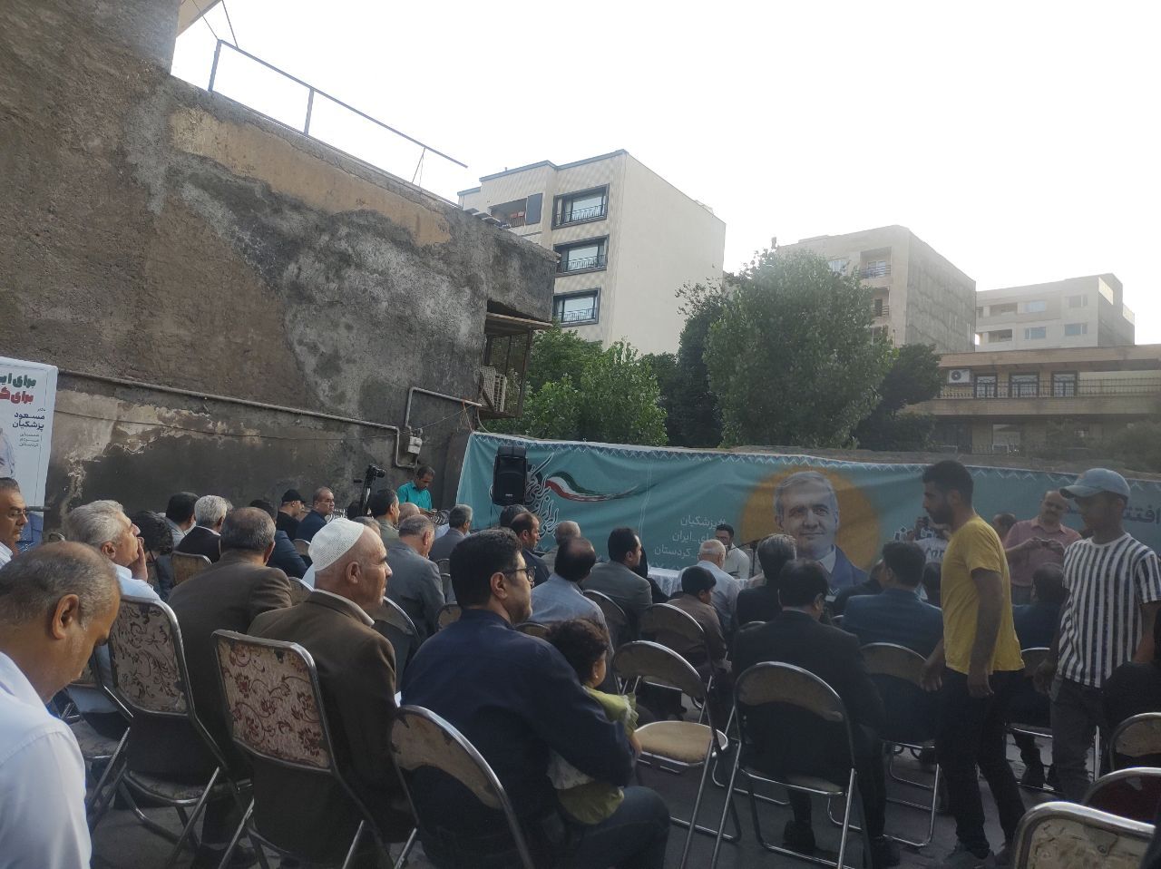 ستاد تبلیغات انتخاباتی پزشکیان در کردستان آغاز به کار کرد+فیلم