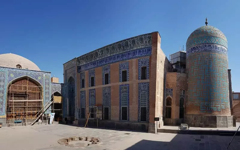 بقعه تاریخی شیخ صفیالدین اردبیلی اوج هنر و معماری ایران