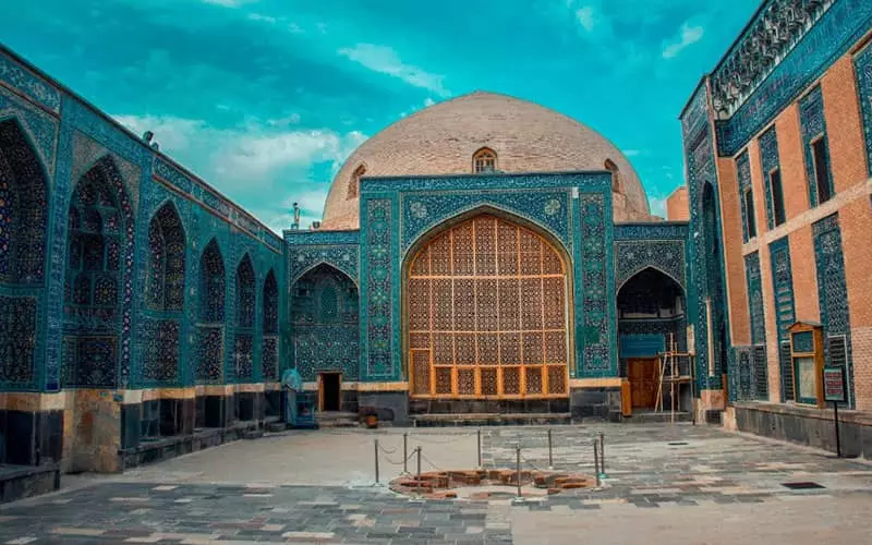 بقعه تاریخی شیخ صفیالدین اردبیلی اوج هنر و معماری ایران