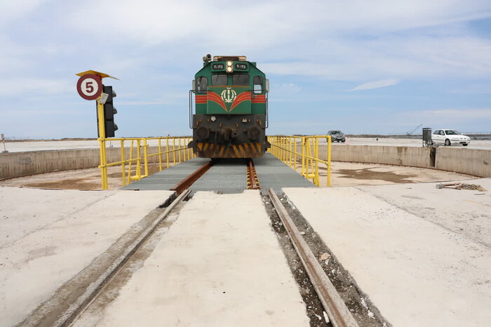 Введена в эксплуатацию железнодорожная ветка Решт – Каспиан