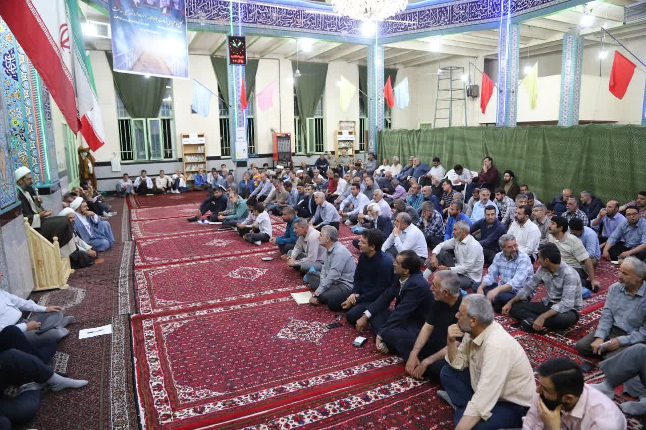 امام جمعه همدان: مدت زمان برگزاری جلسات در مساجد نباید طولانی شود