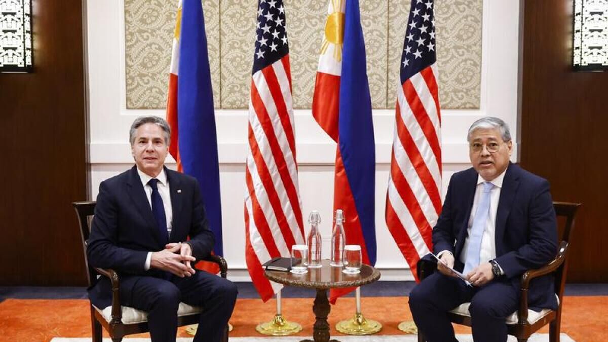 گفت‌وگوی وزرای خارجه آمریکا و فیلیپین در بحبوحه تنش میان چین و مانیل