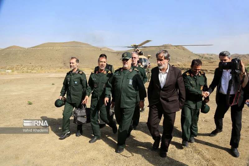 فرمانده نیروی زمینی سپاه از روستاهای مرزی خراسان شمالی بازدید کرد فرمانده نیروی زمینی سپاه از روستاهای مرزی خراسان شمالی بازدید کرد