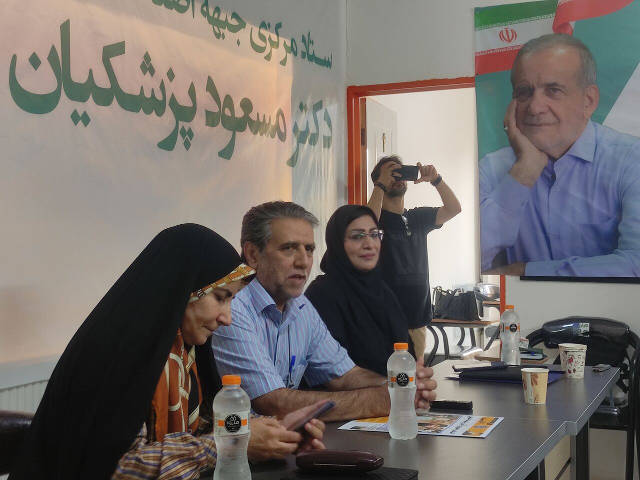 نشست ظریف در مشهد به دلیل ناهماهنگی در ستاد مرکزی لغو شد