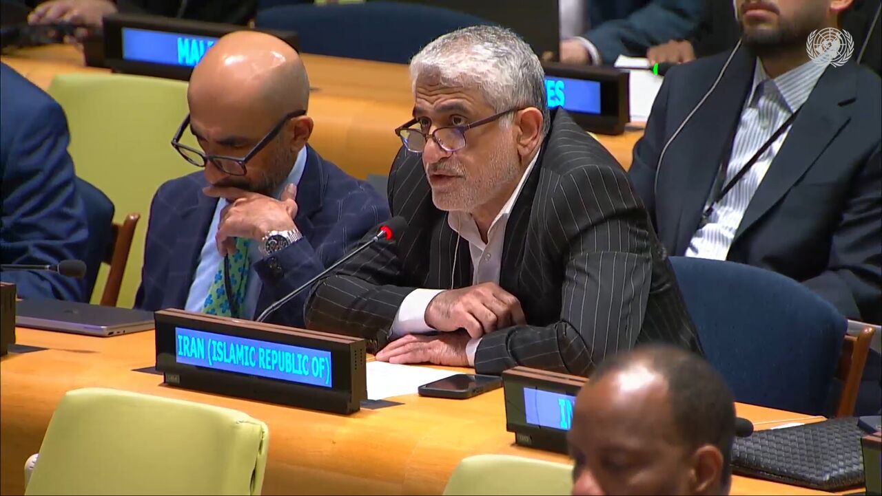 السفير الإيراني: لا ينبغي للحكومات استخدام تكنولوجيا المعلومات والاتصالات لاتخاذ اجراءات قسرية السفير الإيراني: لا ينبغي للحكومات استخدام تكنولوجيا المعلومات والاتصالات لاتخاذ اجراءات قسرية