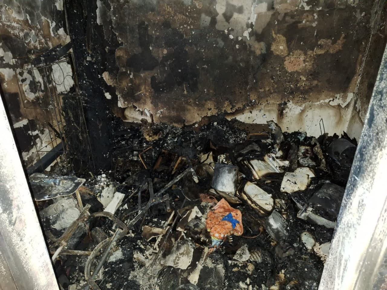 آتش در یک مجتمع مسکونی شهر پردیس مهار شد