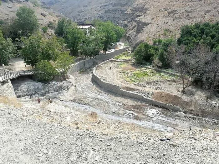 پرهیز از طبیعت گردی و اتراق درحاشیه رودخانه های البرز