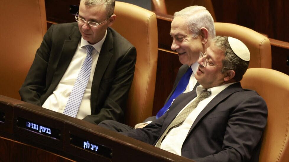 رئیس سابق موساد: نتانیاهو گوش شنوایی ندارد و فقط به خودش فکر می‌کند